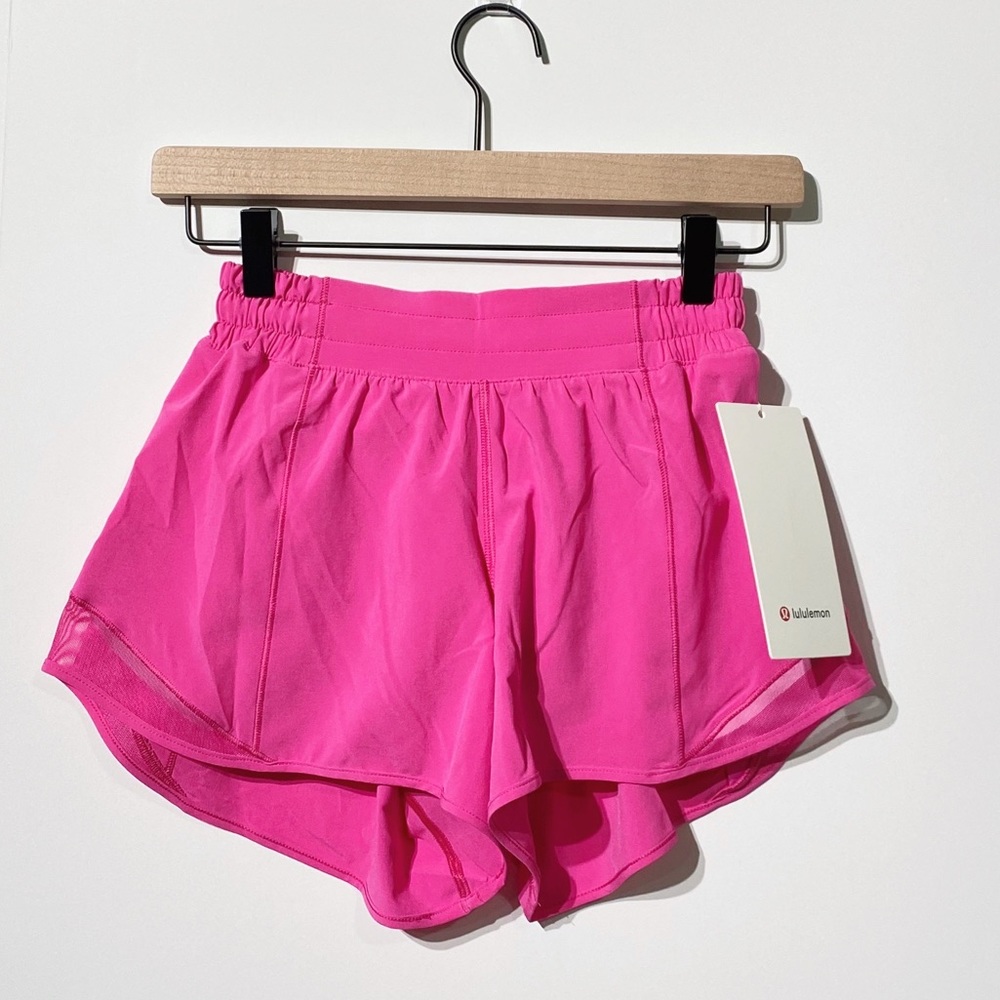 Lululemon Hotty Hot LR Short 4” Lined Sonic Pink